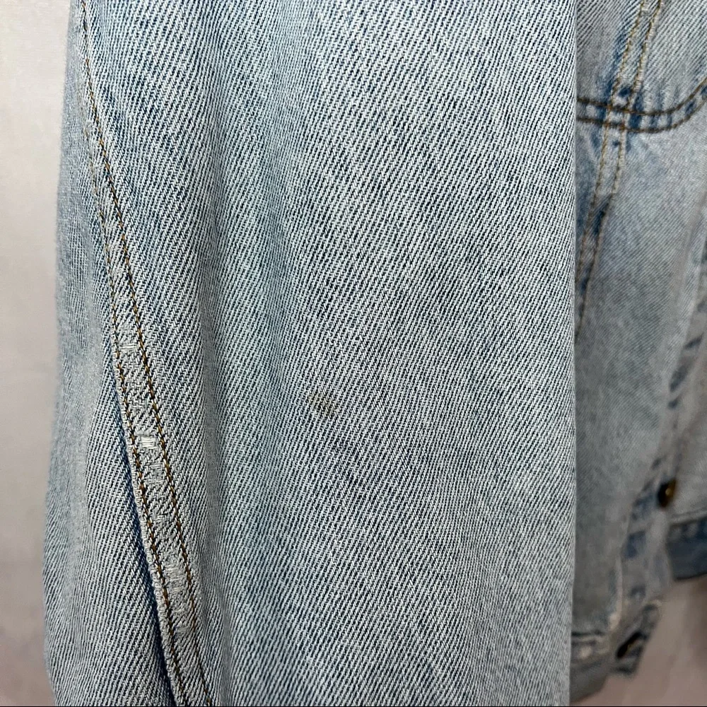 Vintage Lee Riders Denim Jacket Distressed Size Medium - Picture 12 of 15